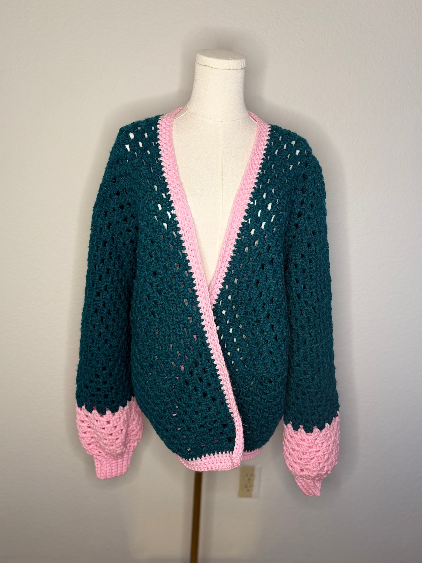 Color Blocked Hexagon Cardigan