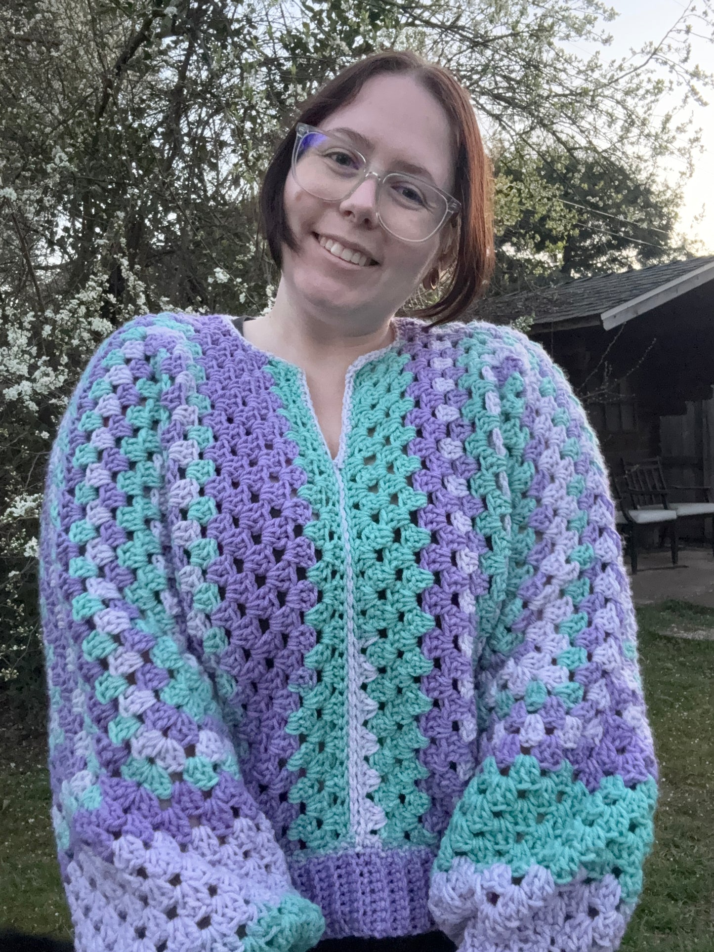 Too Sweet Hexi Pullover